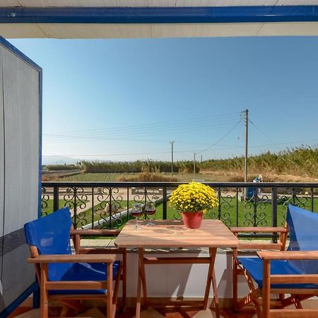 Gaitani Apartments Plaka Naxos Микри-Вигла Экстерьер фото