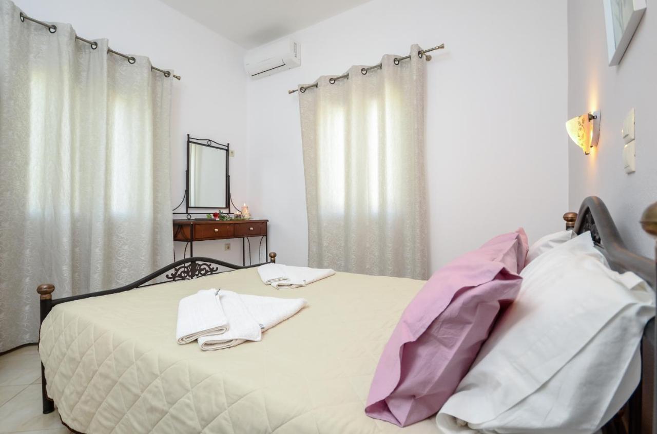 Gaitani Apartments Plaka Naxos Микри-Вигла Экстерьер фото