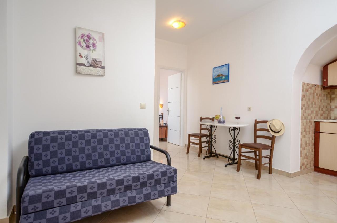 Gaitani Apartments Plaka Naxos Микри-Вигла Экстерьер фото