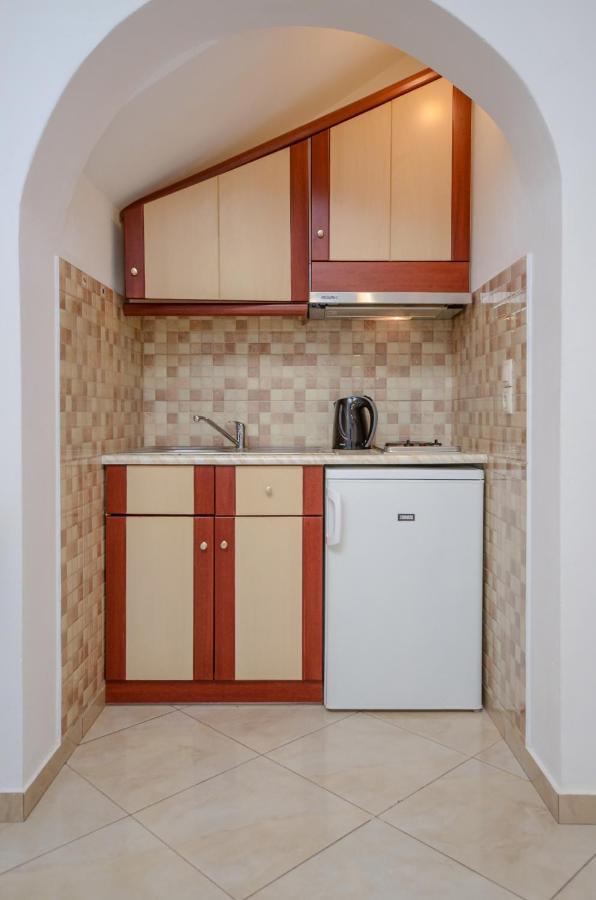 Gaitani Apartments Plaka Naxos Микри-Вигла Экстерьер фото