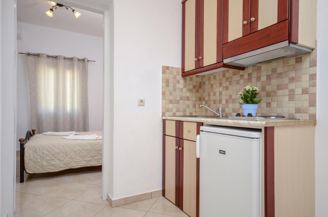 Gaitani Apartments Plaka Naxos Микри-Вигла Экстерьер фото